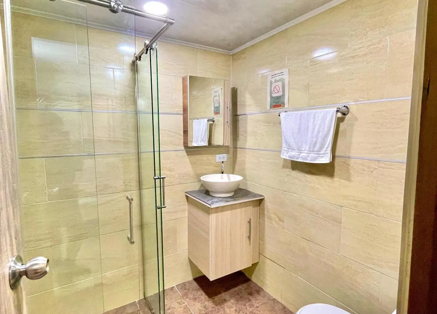 Hotel Torre Primavera Medellín 3*,